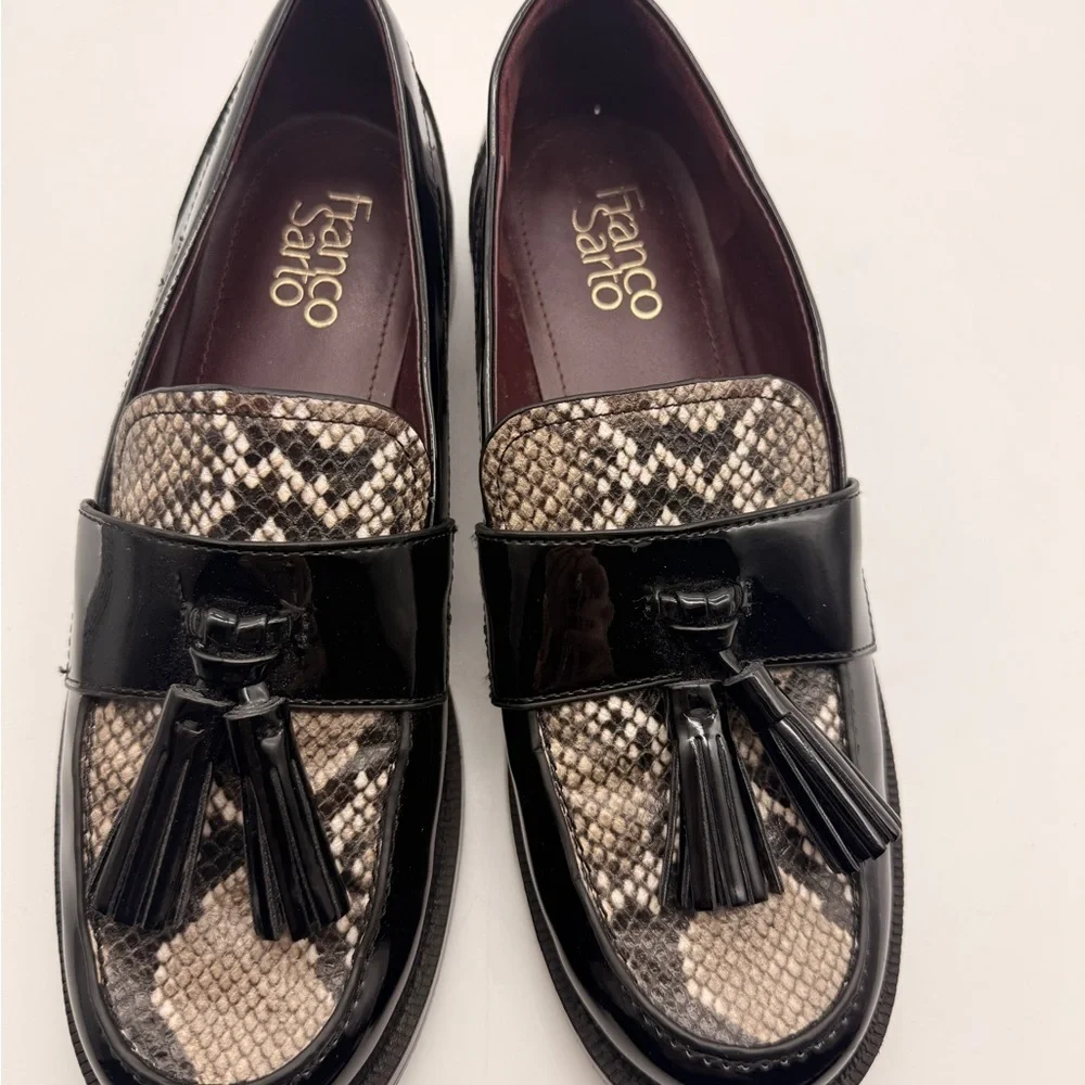Franco Sarto Lucia Loafer (Women) 8M, BLACK PATENT MULTI Snake Print Lk New